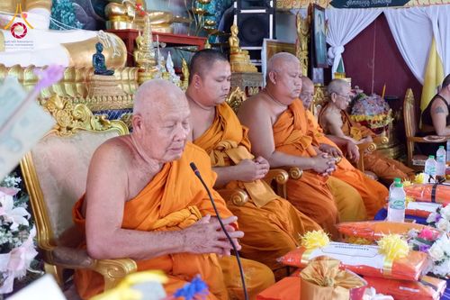 ภาพ No.178917:พิธีทอดกฐิน ณ วัดนาปราบ อ.สบปราบ จ.ลำปาง ในโครงการกฐินสามัคคีทั่วไทย 30,000 วัด บูชาธรรม 80 ปี หลวงพ่อธัมมชโย โดยคณะศิษยานุศิษย์วัดพระธรรมกาย วันที่ 30 ตุลาคม พ.ศ. 2567