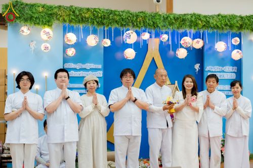 ภาพ No.220932:วันที่ 13 เมษายน พ.ศ. 2568 พิธีโปรยรัตนชาติปฐมเริ่มสถาปนาเจดีย์ และ พิธีเปิดหมู่บ้านปฏิบัติธรรม เพื่อการบรรลุธรรม ณ วัดป่าธรรมกายนานาชาติโทชิหงิ  ประเทศญี่ปุ่น