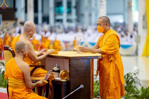 ภาพ No.83787:พิธีมอบโล่เกียรติยศ โครงการผู้นำแสงสว่างออนไลน์ ประจำปี 2565 ในวันอาทิตย์ที่ 2 กรกฎาคม พ.ศ. 2566 ณ วัดพระธรรมกาย