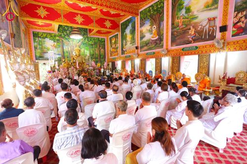 ภาพ No.183357:พิธีทอดกฐิน ณ วัดพระธาตุจอมทอง จ.เชียงราย ในโครงการทอดกฐินสามัคคีทั่วไทย 30,000 วัด บูชาธรรม 80 ปี หลวงพ่อธัมมชโย โดยคณะศิษยานุศิษย์วัดพระธรรมกาย วันที่ 22 ตุลาคม พ.ศ. 2567