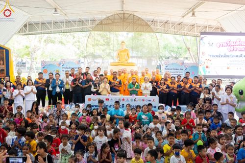 ภาพ No.111362:กิจกรรมงานวันเด็กแห่งชาติ รวมพลังเด็กเก่งและดี สร้างความดีสากล ปีที่ 6 ร่วมจัดโดย เทศบาลเมืองท่าโขลง พุทธสมาคมปทุมธานี องค์การบริหารส่วนตำบลคลองสาม ณ วัดพระธรรมกาย จ.ปทุมธานี วันที่ 13 มกราคม พ.ศ. 2567