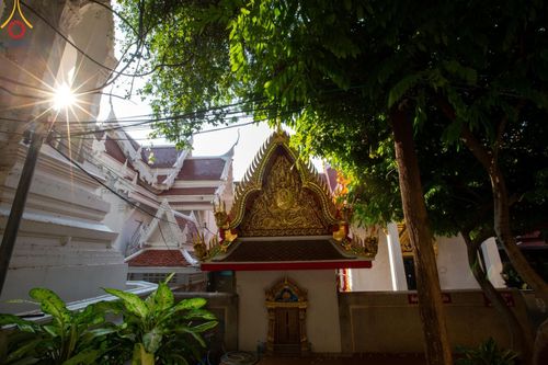 ภาพ No.201266:พระธรรมยาตราปฏิบัติธรรม และถ่ายภาพหมู่ประวัติศาสตร์ ณ อาคารธรรมยาตรา กตัญญูบูชามหาปูชนียาจารย์  ตรงข้ามวัดปากน้ำภาษีเจริญ จ.กรุงเทพมหานคร ในโครงการธรรมยาตรา กตัญญูบูชา มหาปูชนียาจารย์ พระมงคลเทพมุนี(สด จนฺทสโร) พระผู้ปราบมาร อนุสรณ์สถาน 7 แห่ง ปีที่ 13