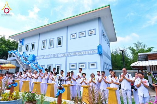 ภาพ No.171429:พิธีทอดกฐิน ณ ศูนย์พนมสารคาม ฉะเชิงเทรา ในโครงการกฐินสามัคคีทั่วไทย 30,000 วัด บูชาธรรม 80 ปี หลวงพ่อธัมมชโย โดยคณะศิษยานุศิษย์วัดพระธรรมกาย วันที่ 26 ตุลาคม พ.ศ. 2567