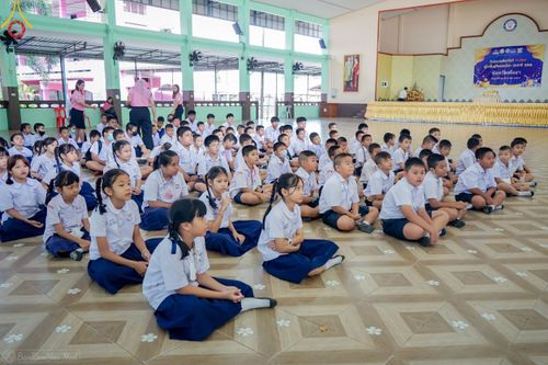 ภาพ No.104765:วันรวมพลังเด็กดี V-star ผู้นำฟื้นฟูศีลธรรมโลก จังหวัดพังงา วันที่ 22 ธันวาคม พ.ศ. 2566 ณ โรงเรียนอนุบาลพังงา