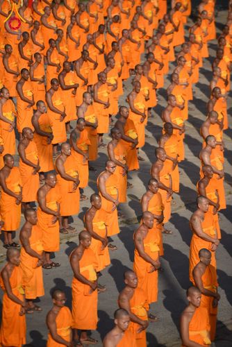 ภาพ No.211329:วันอาทิตย์ที่ 16 มีนาคม พ.ศ. 2568 ธรรมยาตราอัญเชิญพระบรมสารีริกธาตุ รอบเมืองปัตตานี ประดิษฐาน ณ ปทุมเจดีย์ เจดีย์พระพุทธเจ้า 5 พระองค์  ศูนย์อบรมเยาวชนปัตตานี