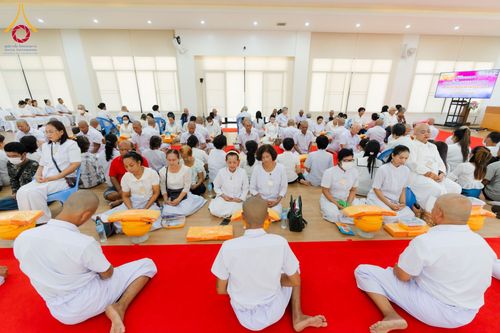 ภาพ No.181447:พิธีบรรพชาอุปสมบท ณ วัดบ้านอ่าง ต.อ่างคีรี อ.มะขาม จ.จันทบุรี วันที่ 6 ธันวาคม พ.ศ. 2567 ในโครงการอุปสมบทหมู่ บูชาธรรมมหาปูชนียาจารย์ ปี 2567 โดยทีมงานลูกพระธัมฯ ศูนย์ปฏิบัติธรรมจันทบุรี จ.จันทบุรี