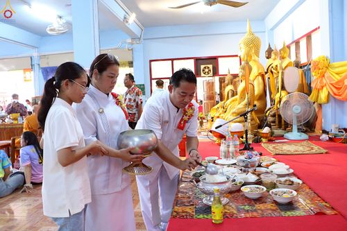 ภาพ No.254024:วันที่ 12 ตุลาคม พ.ศ. 2568 พิธีทอดกฐินสามัคคีทั่วไทย 30,000 วัด โดยคณะศิษยานุศิษย์ บูชาธรรม 81 ปี หลวงพ่อธัมมชโย ณ วัดคลองเกษม(หลวงพ่อลา) อ.หันคา จ.ชัยนาท