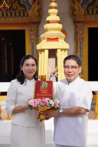 ภาพ No.171871:พิธีทอดกฐิน ณ วัดน้อยนางหงษ์ แขวงบางยี่ขัน เขตบางพลัด กรุงเทพฯ ในโครงการกฐินสามัคคีทั่วไทย 30,000 วัด บูชาธรรม 80 ปี หลวงพ่อธัมมชโย โดยคณะศิษยานุศิษย์วัดพระธรรมกาย วันที่ 26 ตุลาคม พ.ศ. 2567