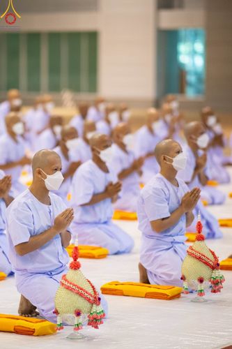 ภาพ No.101628:พิธีขอบรรพชา, พิธีขอสรณคมน์และศีล, พิธีถวายบาตร ในโครงการอุปสมบทหมู่ รุ่นบูชาธรรมมหาปูชนียาจารย์ ณ วัดพระธรรมกาย วันที่ 9 ธันวาคม พ.ศ. 2566