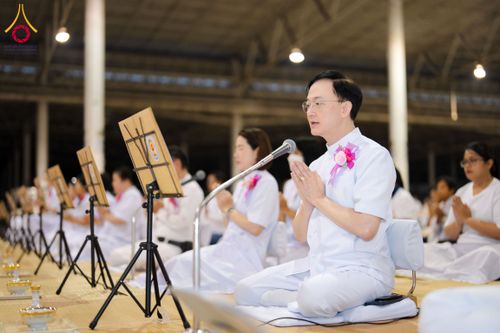 ภาพ No.305557:วันที่ 29 มกราคม พ.ศ. 2569 พิธีถวายภัตตาหารเป็นสังฆทาน แด่พระธรรมยาตรา ณ วัดพระธรรมกาย  จังหวัดปทุมธานี ในโครงการธรรมยาตรา กตัญญูบูชา มหาปูชนียาจารย์ พระมงคลเทพมุนี(สด จนฺทสโร) พระผู้ปราบมาร อนุสรณ์สถาน 7 แห่ง ปีที่ 14