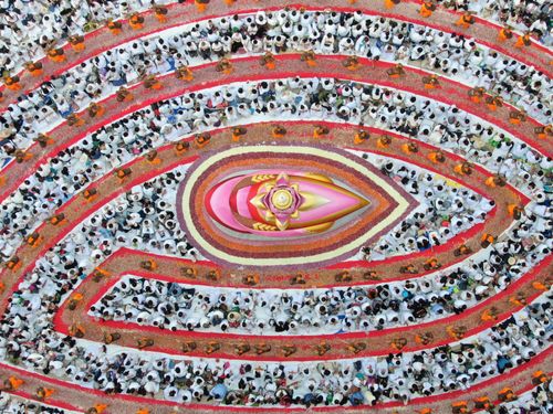 ภาพ No.33538:โครงการธรรมยาตรา เส้นทางพระผู้ปราบมาร ปีที่ 7 ณ อนุสรณ์สถานพระมงคลเทพมุนี