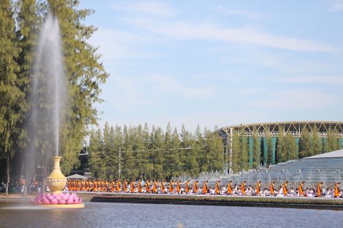 ภาพ No.33446:โครงการธรรมยาตรา เส้นทางพระผู้ปราบมาร ปีที่ 7 ณ วัดพระธรรมกาย