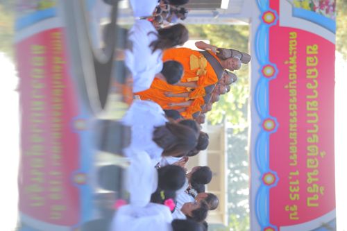 ภาพ No.33470:โครงการธรรมยาตรา เส้นทางพระผู้ปราบมาร ปีที่ 7 ณ อนุสรณ์สถานพระมงคลเทพมุนี