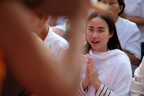ภาพ No.33486:โครงการธรรมยาตรา เส้นทางพระผู้ปราบมาร ปีที่ 7 ณ อนุสรณ์สถานพระมงคลเทพมุนี