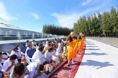 ภาพ No.33372:โครงการธรรมยาตรา เส้นทางพระผู้ปราบมาร ปีที่ 7 ณ วัดพระธรรมกาย