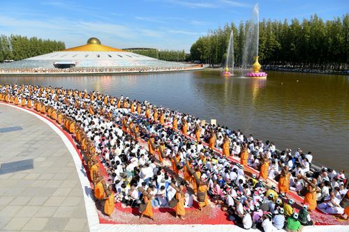 ภาพ No.33362:โครงการธรรมยาตรา เส้นทางพระผู้ปราบมาร ปีที่ 7 ณ วัดพระธรรมกาย