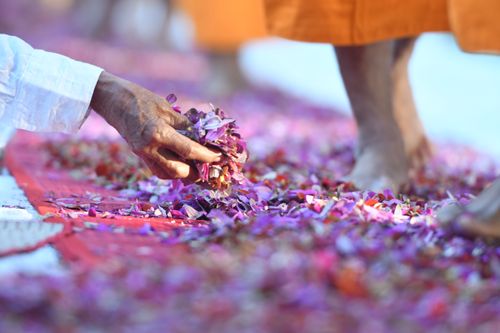 ภาพ No.33533:โครงการธรรมยาตรา เส้นทางพระผู้ปราบมาร ปีที่ 7 ณ อนุสรณ์สถานพระมงคลเทพมุนี