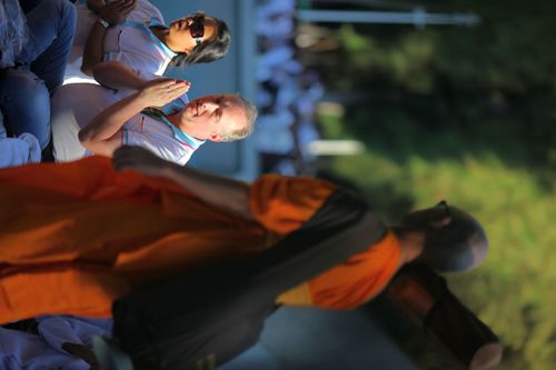 ภาพ No.33462:โครงการธรรมยาตรา เส้นทางพระผู้ปราบมาร ปีที่ 7 ณ อนุสรณ์สถานพระมงคลเทพมุนี