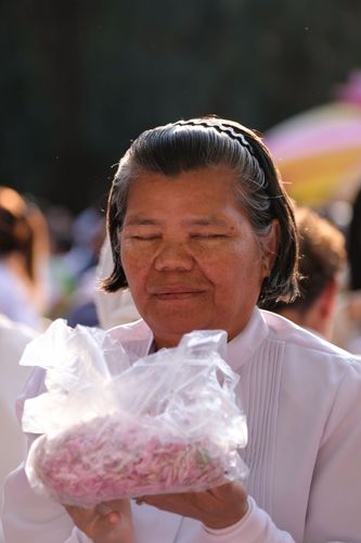 ภาพ No.33504:โครงการธรรมยาตรา เส้นทางพระผู้ปราบมาร ปีที่ 7 ณ อนุสรณ์สถานพระมงคลเทพมุนี