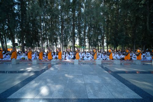 ภาพ No.33432:โครงการธรรมยาตรา เส้นทางพระผู้ปราบมาร ปีที่ 7 ณ วัดพระธรรมกาย