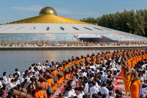 ภาพ No.33345:โครงการธรรมยาตรา เส้นทางพระผู้ปราบมาร ปีที่ 7 ณ วัดพระธรรมกาย