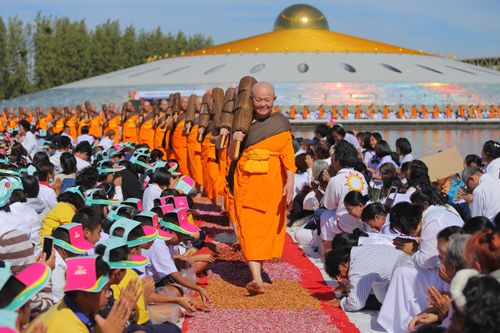ภาพ No.33289:โครงการธรรมยาตรา เส้นทางพระผู้ปราบมาร ปีที่ 7 ณ วัดพระธรรมกาย
