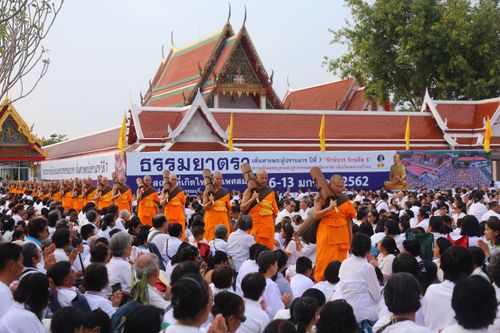 ภาพ No.33696:โครงการธรรมยาตรา เส้นทางพระผู้ปราบมาร ปีที่ 7 ณ วัดสองพี่น้อง