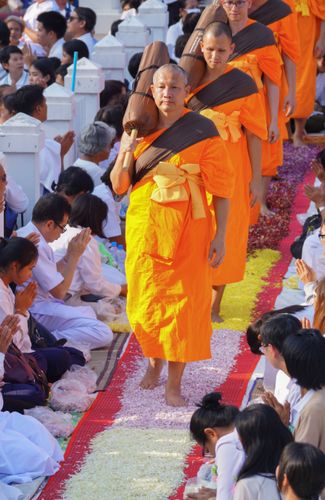 ภาพ No.34092:โครงการธรรมยาตรา เส้นทางพระผู้ปราบมาร ปีที่ 7 ณ วัดโบสถ์บน