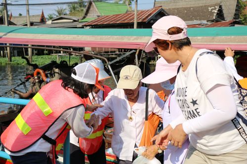 ภาพ No.34111:โครงการธรรมยาตรา เส้นทางพระผู้ปราบมาร ปีที่ 7 ณ วัดโบสถ์บน