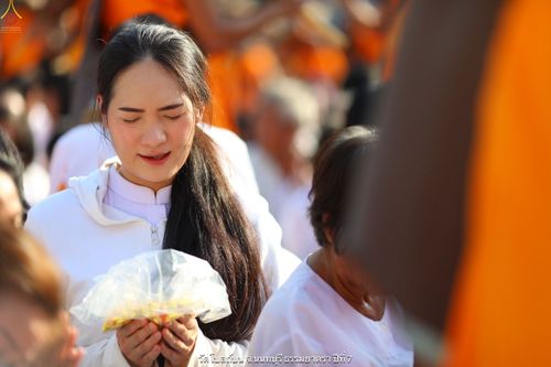 ภาพ No.33798:โครงการธรรมยาตรา เส้นทางพระผู้ปราบมาร ปีที่ 7 ณ วัดโบสถ์บน