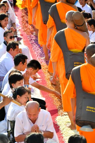 ภาพ No.33957:โครงการธรรมยาตรา เส้นทางพระผู้ปราบมาร ปีที่ 7 ณ วัดโบสถ์บน