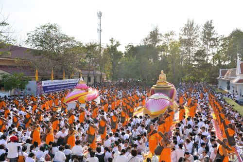 ภาพ No.33960:โครงการธรรมยาตรา เส้นทางพระผู้ปราบมาร ปีที่ 7 ณ วัดโบสถ์บน