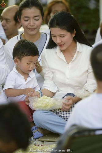ภาพ No.33808:โครงการธรรมยาตรา เส้นทางพระผู้ปราบมาร ปีที่ 7 ณ วัดโบสถ์บน