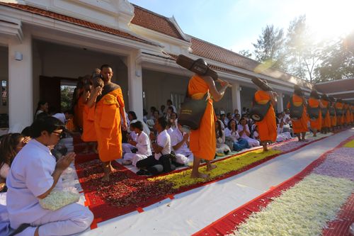 ภาพ No.34002:โครงการธรรมยาตรา เส้นทางพระผู้ปราบมาร ปีที่ 7 ณ วัดโบสถ์บน