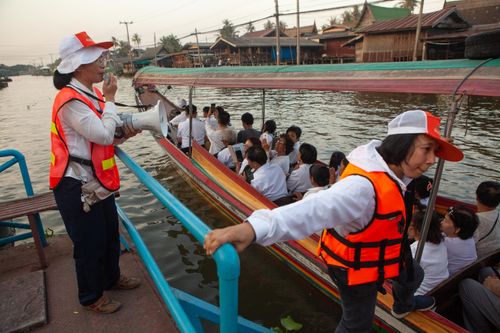 ภาพ No.33875:โครงการธรรมยาตรา เส้นทางพระผู้ปราบมาร ปีที่ 7 ณ วัดโบสถ์บน