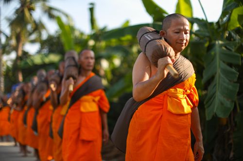 ภาพ No.33882:โครงการธรรมยาตรา เส้นทางพระผู้ปราบมาร ปีที่ 7 ณ วัดโบสถ์บน