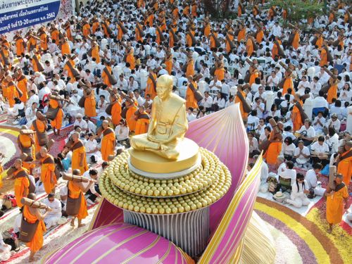 ภาพ No.33932:โครงการธรรมยาตรา เส้นทางพระผู้ปราบมาร ปีที่ 7 ณ วัดโบสถ์บน