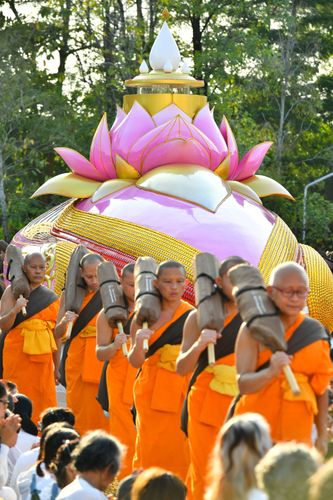 ภาพ No.33978:โครงการธรรมยาตรา เส้นทางพระผู้ปราบมาร ปีที่ 7 ณ วัดโบสถ์บน