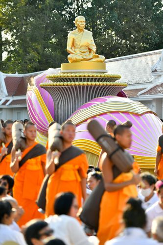 ภาพ No.33980:โครงการธรรมยาตรา เส้นทางพระผู้ปราบมาร ปีที่ 7 ณ วัดโบสถ์บน