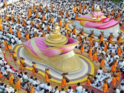 ภาพ No.33941:โครงการธรรมยาตรา เส้นทางพระผู้ปราบมาร ปีที่ 7 ณ วัดโบสถ์บน