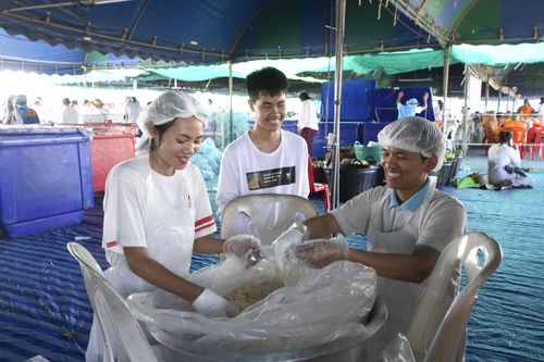 ภาพ No.34320:โครงการธรรมยาตรา เส้นทางพระผู้ปราบมาร ปีที่ 7 ณ อนุสรณ์สถานบางปลา