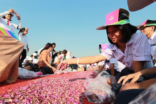 ภาพ No.34220:โครงการธรรมยาตรา เส้นทางพระผู้ปราบมาร ปีที่ 7 ณ อนุสรณ์สถานบางปลา