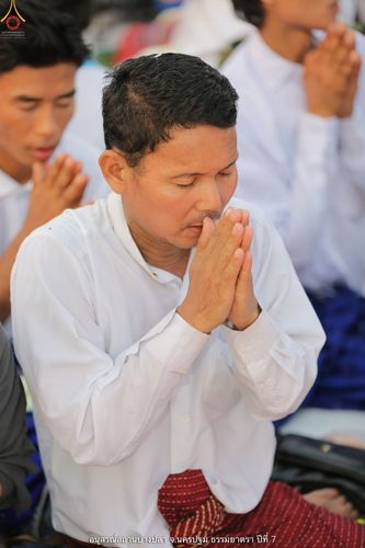 ภาพ No.34272:โครงการธรรมยาตรา เส้นทางพระผู้ปราบมาร ปีที่ 7 ณ อนุสรณ์สถานบางปลา