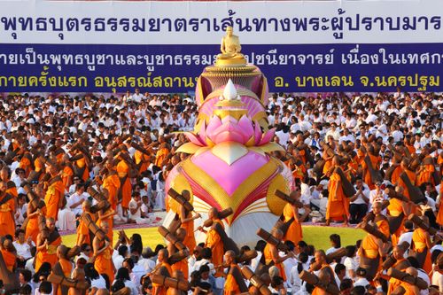 ภาพ No.34311:โครงการธรรมยาตรา เส้นทางพระผู้ปราบมาร ปีที่ 7 ณ อนุสรณ์สถานบางปลา