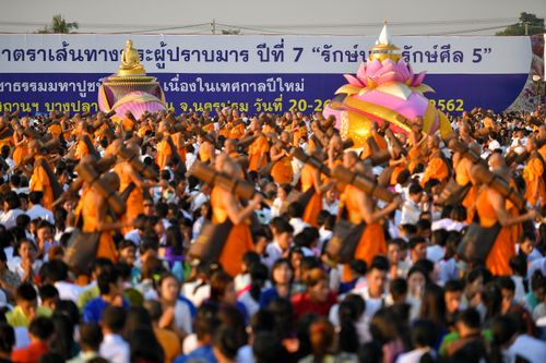 ภาพ No.34248:โครงการธรรมยาตรา เส้นทางพระผู้ปราบมาร ปีที่ 7 ณ อนุสรณ์สถานบางปลา