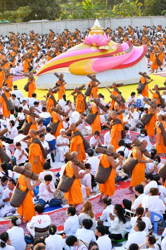 ภาพ No.34255:โครงการธรรมยาตรา เส้นทางพระผู้ปราบมาร ปีที่ 7 ณ อนุสรณ์สถานบางปลา
