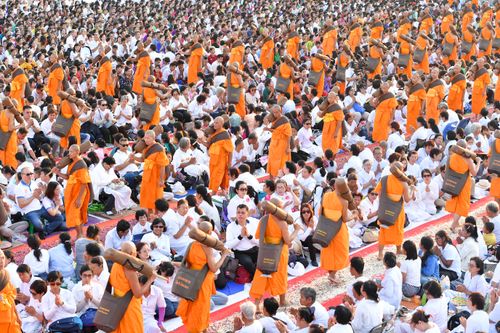 ภาพ No.34253:โครงการธรรมยาตรา เส้นทางพระผู้ปราบมาร ปีที่ 7 ณ อนุสรณ์สถานบางปลา