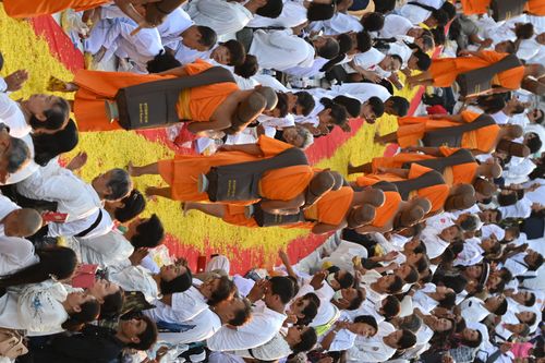ภาพ No.34340:โครงการธรรมยาตรา เส้นทางพระผู้ปราบมาร ปีที่ 7 ณ อนุสรณ์สถานบางปลา