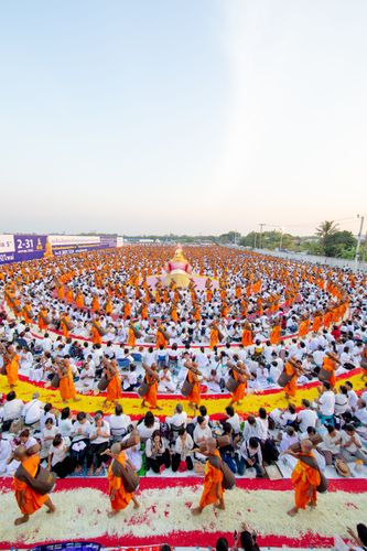 ภาพ No.34207:โครงการธรรมยาตรา เส้นทางพระผู้ปราบมาร ปีที่ 7 ณ อนุสรณ์สถานบางปลา