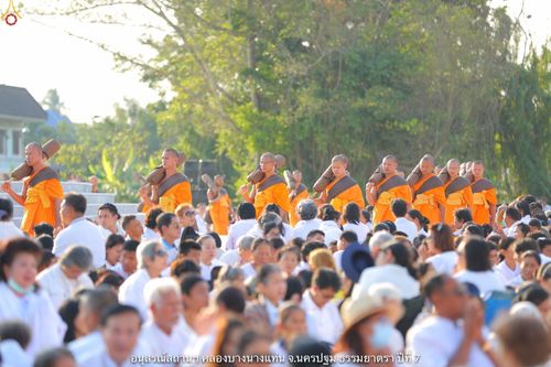 ภาพ No.34492:โครงการธรรมยาตรา เส้นทางพระผู้ปราบมาร ปีที่ 7 ณ อนุสรณ์สถานคลองบางนางแท่น